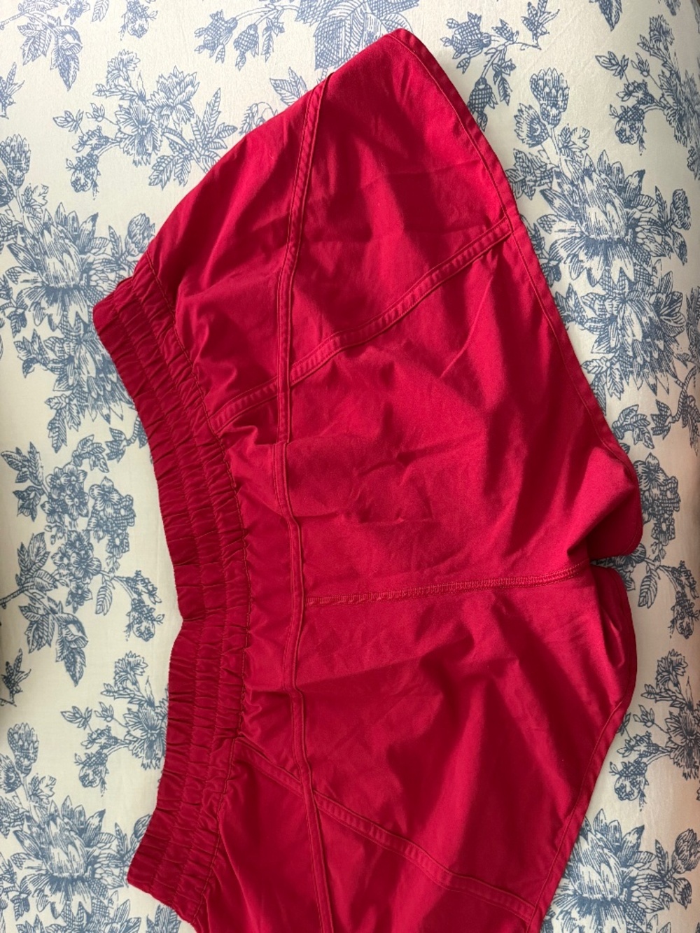 4" Tracker Lululemon Shorts - Red - Size 12 - Picture 2 of 3
